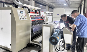 JD-DFQ1300D4-2高速冷烫膜华体会注册-手机登录
 透明玻璃碎膜分切复卷机